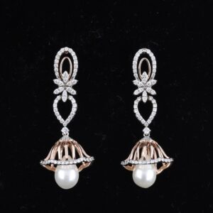 18kt designer diamond earrings