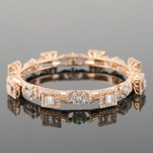 18Kt Gold Floral Diamond Bracelet