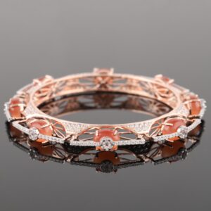 18Kt Gold Sparkling Diamond Bracelet