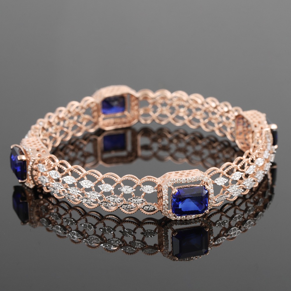 18Kt Gold Delite Diamond Bracelet