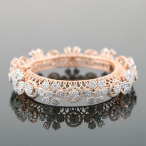 18Kt Gold Unique Diamond Bracelet