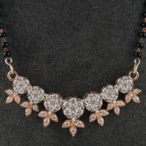 18Kt Gold Graceful Diamond Mangalsutra