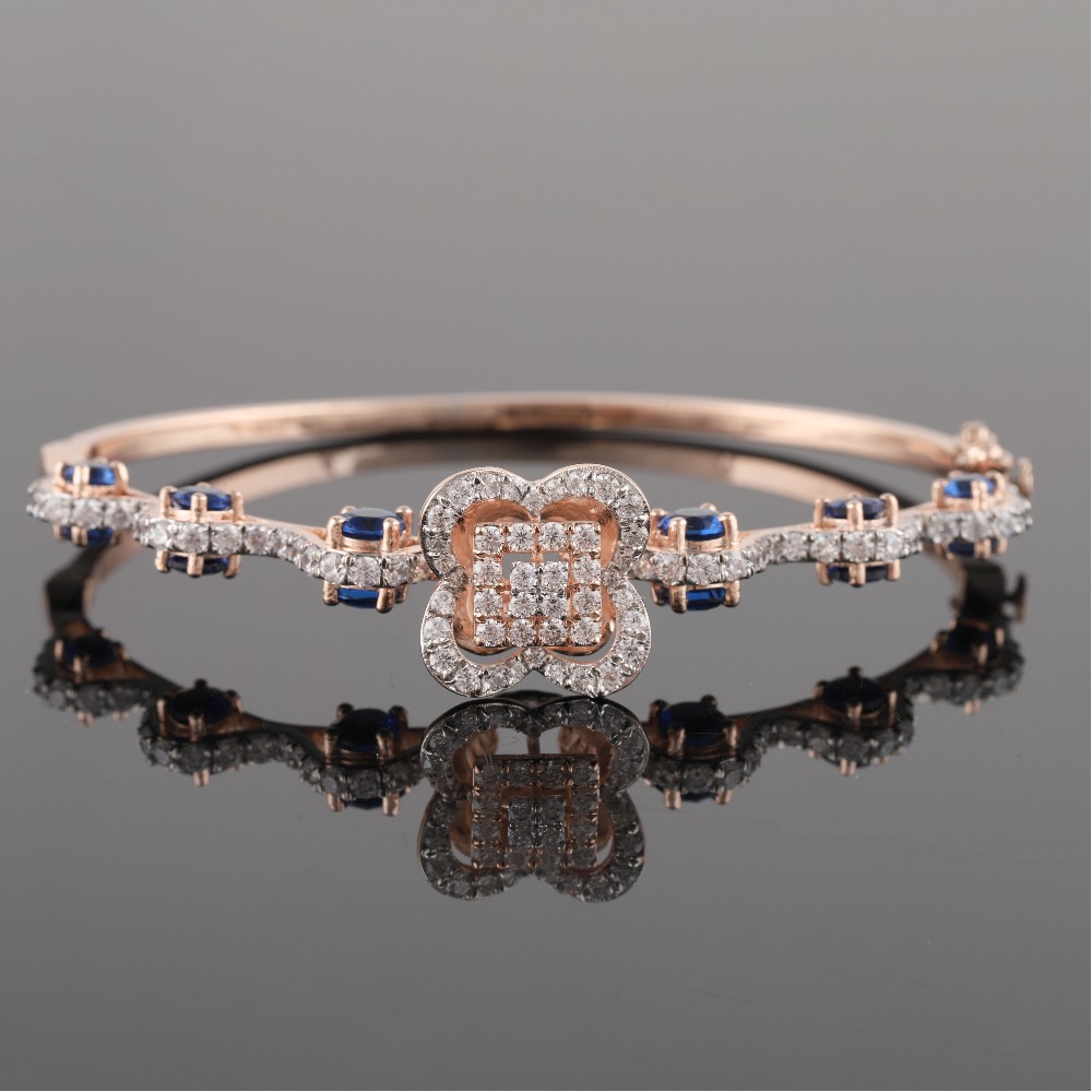 18Kt Gold Shining Diamond Bracelet