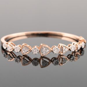 18Kt Gold Designer Diamond Bracelet
