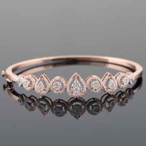 18Kt Gold Stunning Diamond Bracelet