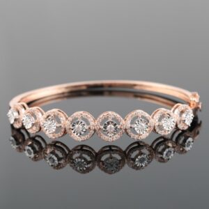 18Kt Gold Trending Diamond Bracelet