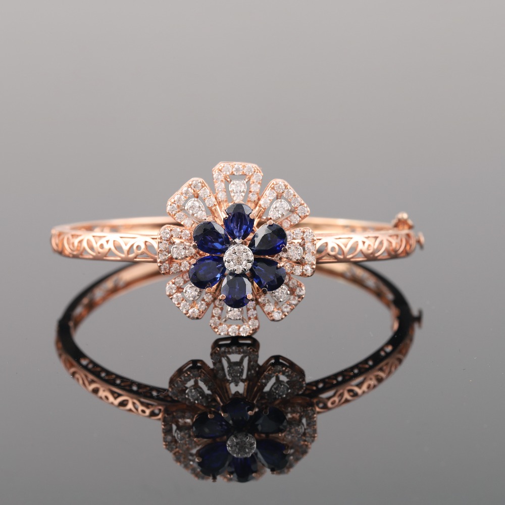 18Kt Gold Classic Diamond Bracelet