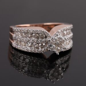 18K Gold Unique Diamond Ring