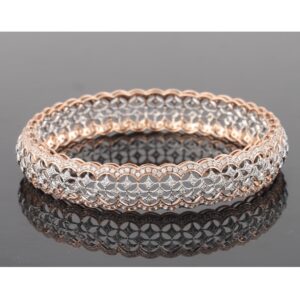 18K Gold Beautiful Diamond Bracelet