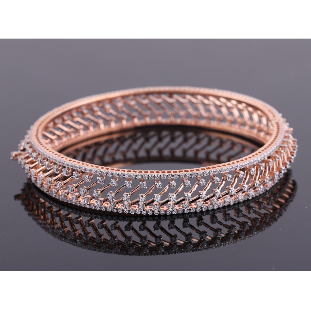 18K Gold Dazzling Diamond Bracelet