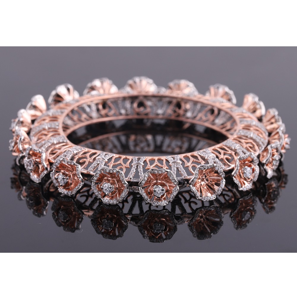 18K Gold Delicate Diamond Bracelet