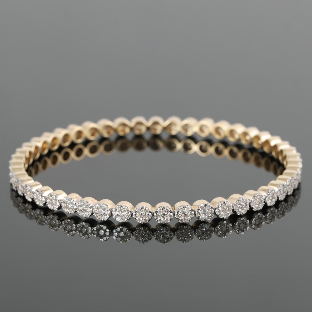 18K Gold Work Wear Diamond Bracelet