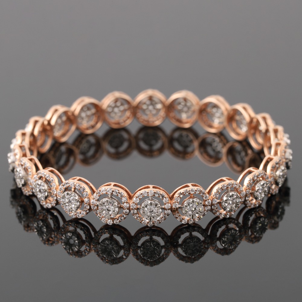 18K Gold Modern Diamond Bracelet