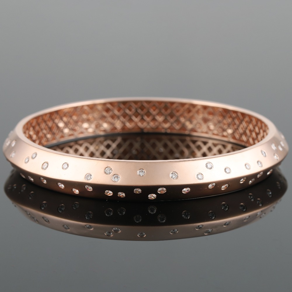 18KT Gold Designer Diamond Bracelet