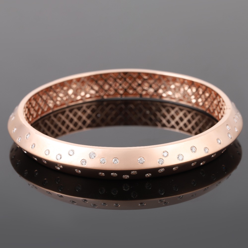18KT Gold Designer Diamond Bracelet