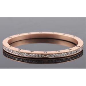 18KT Gold Stylish Diamond Bracelet