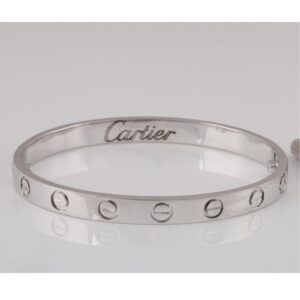 18KT Gold Beautiful Diamond Bracelet
