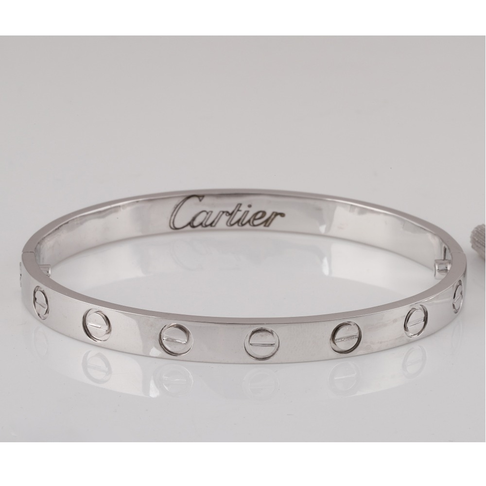 18KT Gold Beautiful Diamond Bracelet