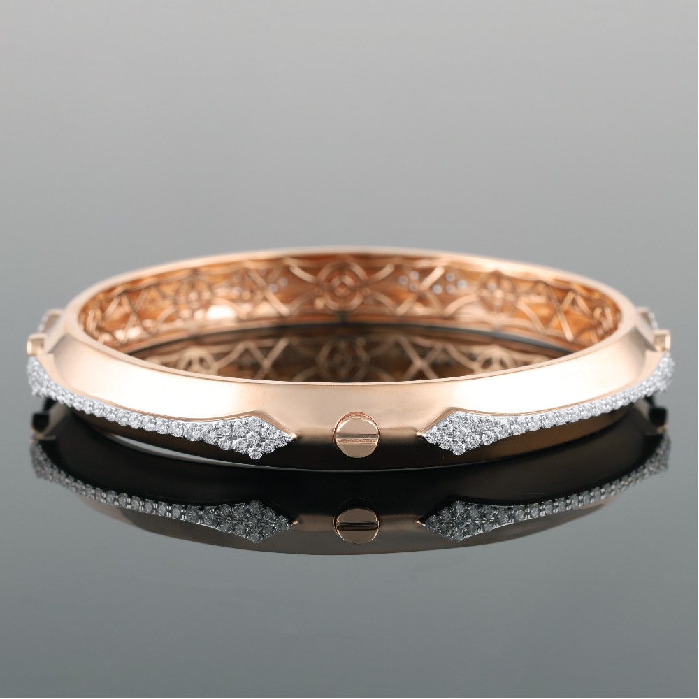 18KT Gold Graceful Diamond Bracelet