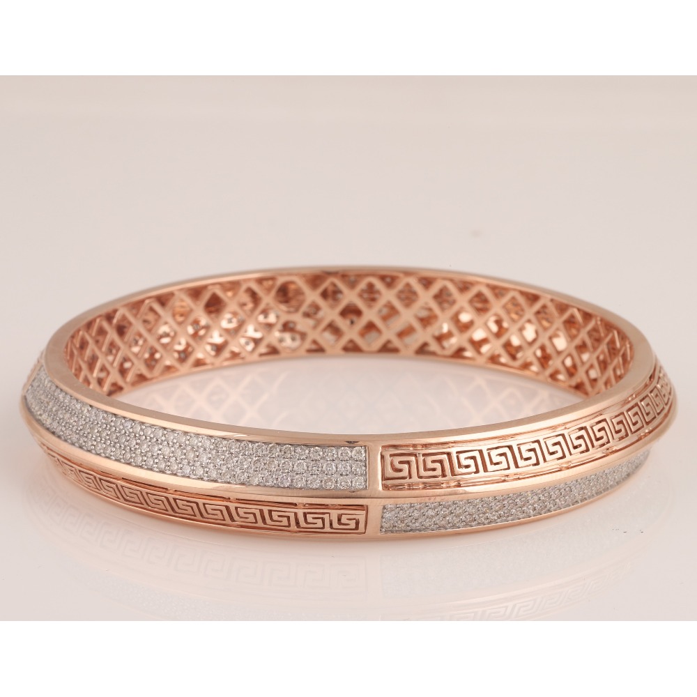 18KT Gold Graceful Diamond Bracelet