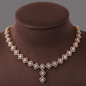 18KT Gold Beautiful Diamond Necklace