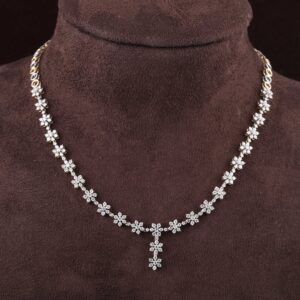 18KT Gold Stunning Diamond Necklace