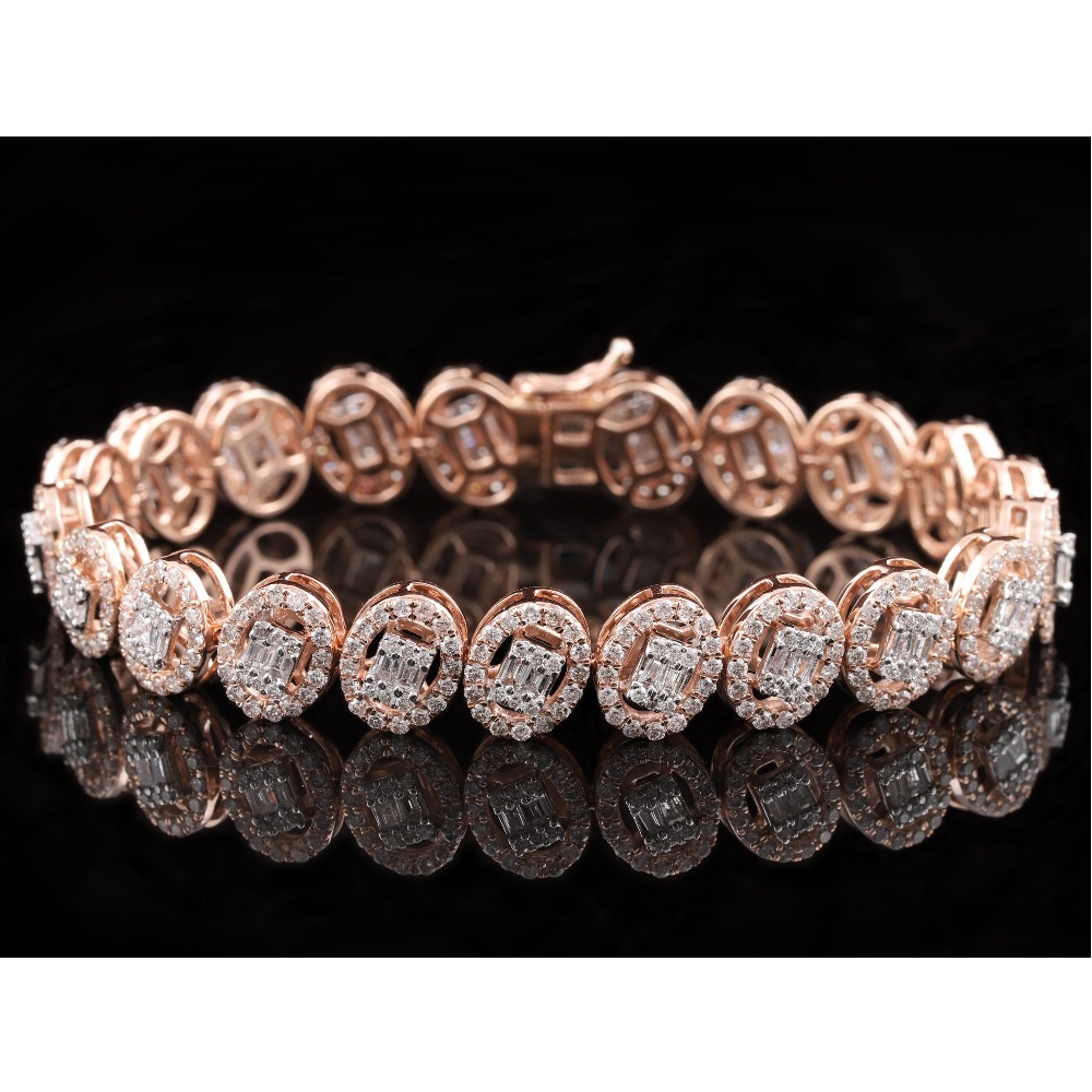18kt gold fancy diamond bracelet