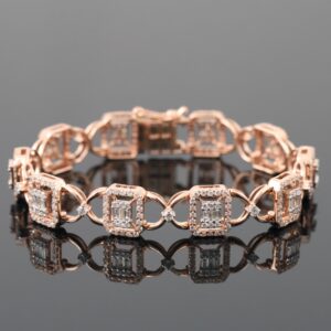 18kt gold attractive diamond bracelet