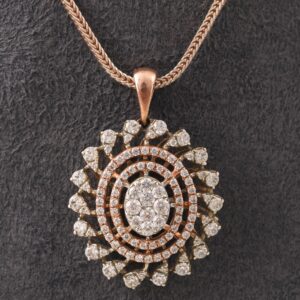 18KT Gold Gorgeous Diamond Pendant Set