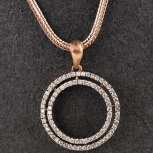 18KT Gold Elegant Diamond Pendant Set