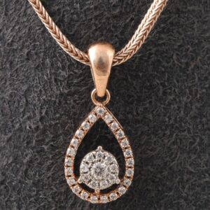18KT Gold Cocktail Diamond Pendant Set