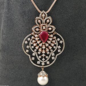 18KT Gold Flair Diamond Pendant Set