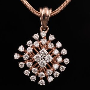 18KT Gold Sparkling Diamond Pendant Set