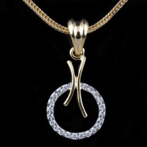 18KT Gold Classy Diamond Pendant Set