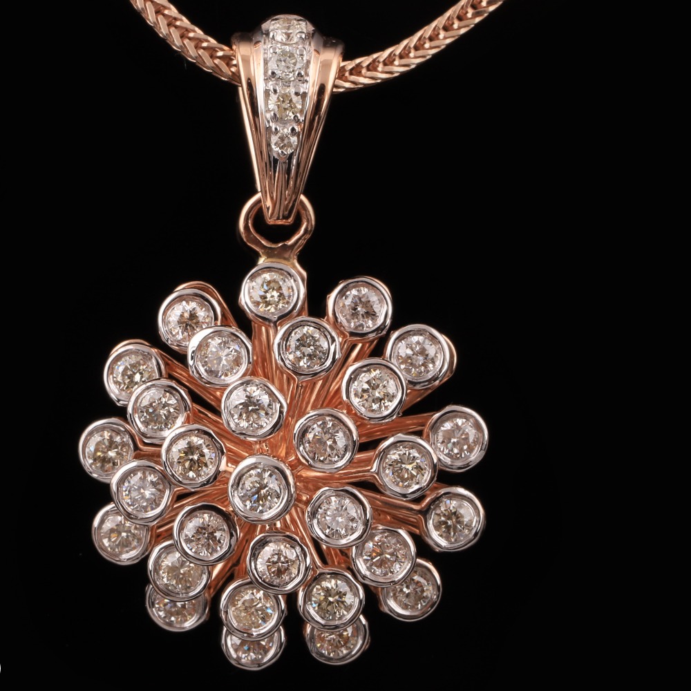 18KT Gold Elite Diamond Pendant Set