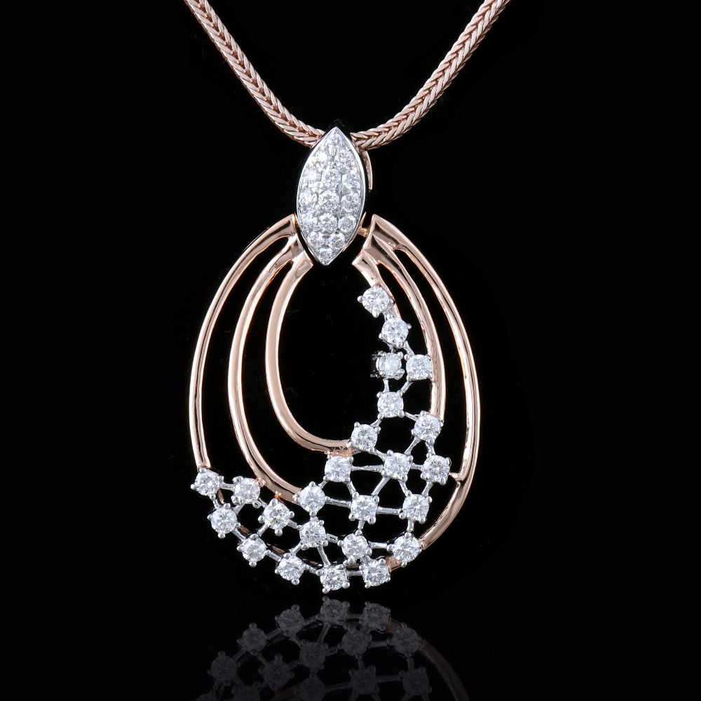 18KT Gold Dazzling Diamond Pendant Set