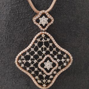 18KT Gold Graceful Diamond Pendant Set