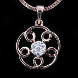 18KT Gold Fancy Diamond Pendant Set