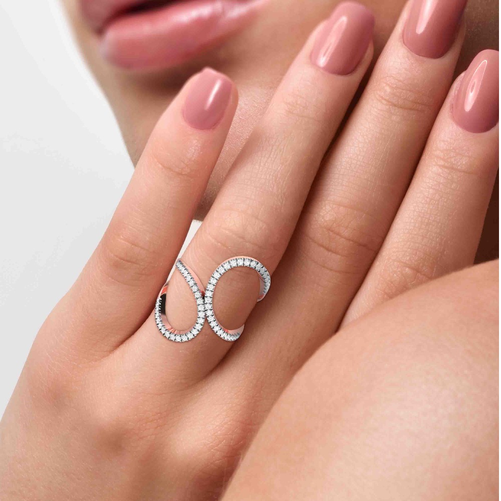 18kt rose gold fancy diamond ring