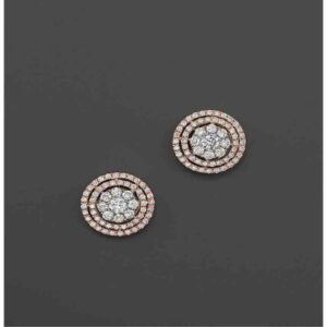 18KT Gold Round Shape Flower Designer Diamond Earring