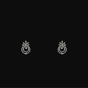 750 Gold Designer Diamond Earring