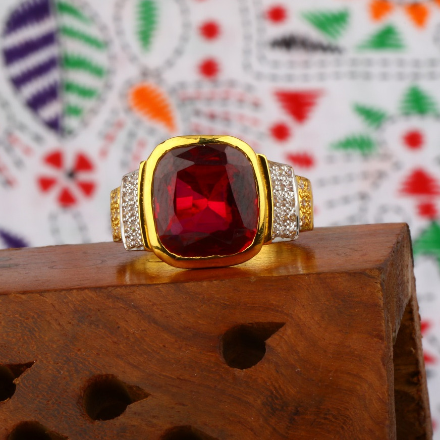22KT Yellow Gold Studded Gents CZ Ring
