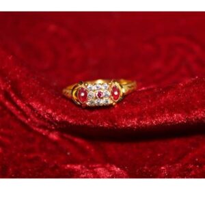 22KT Gold Designer Ring