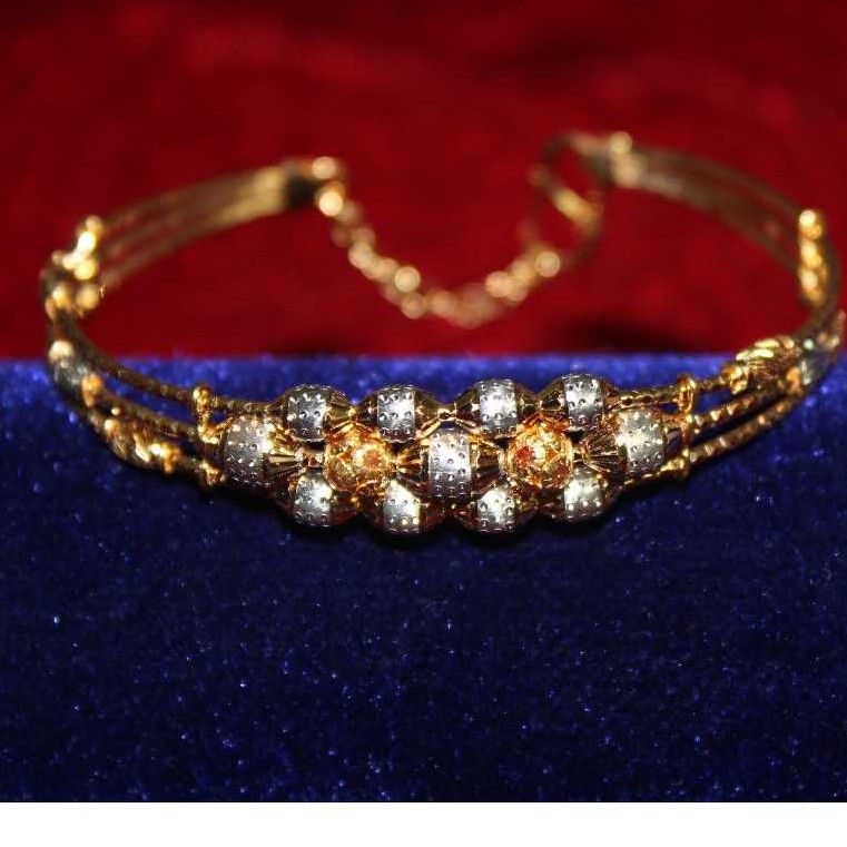22KT Gold Antique Bracelet