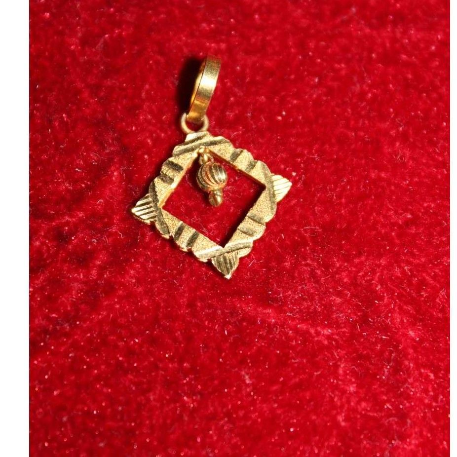 22k Gold Pendant