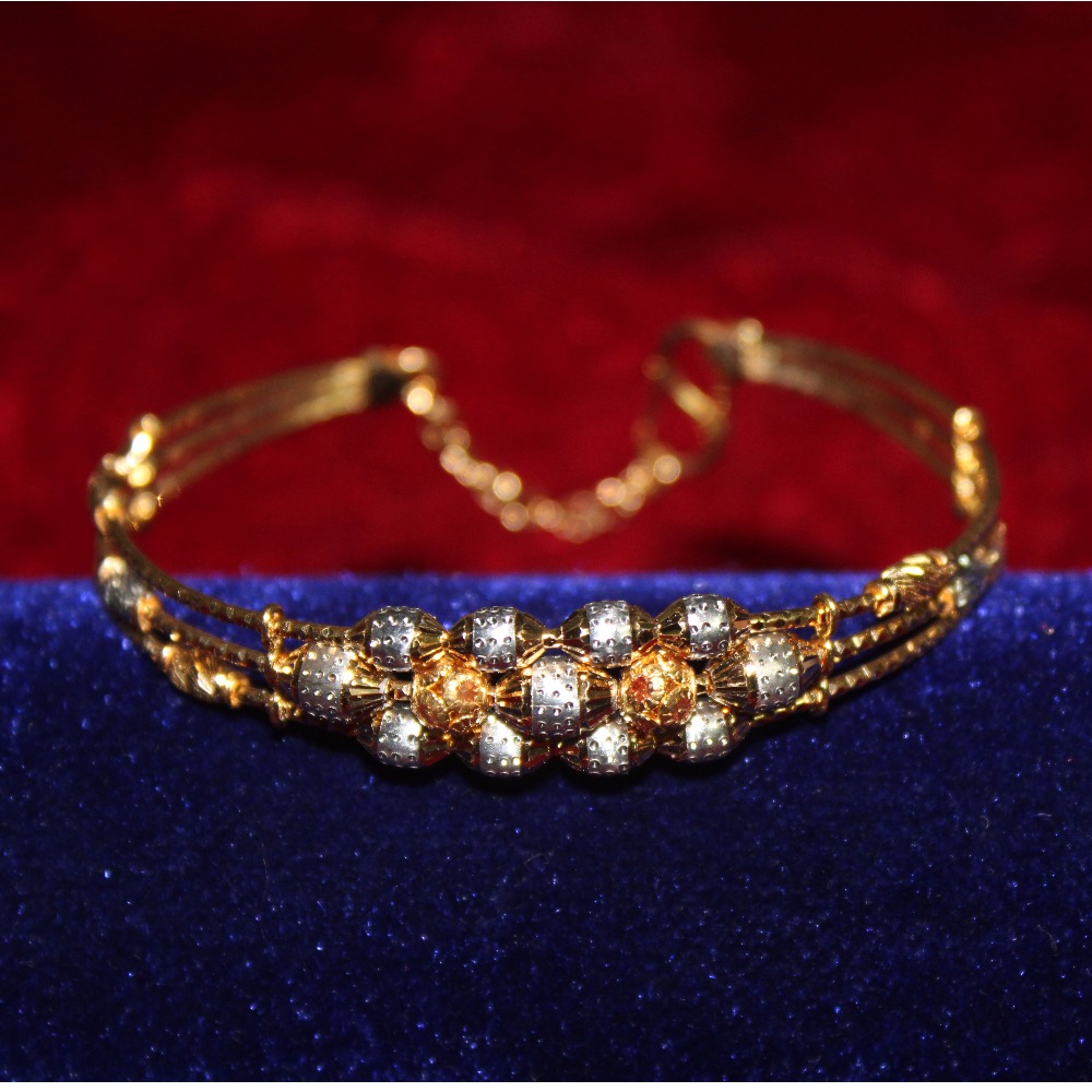 22KT Attractive Ladies Bracelet