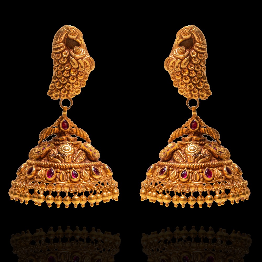 22K Gold Traditional Design Earring