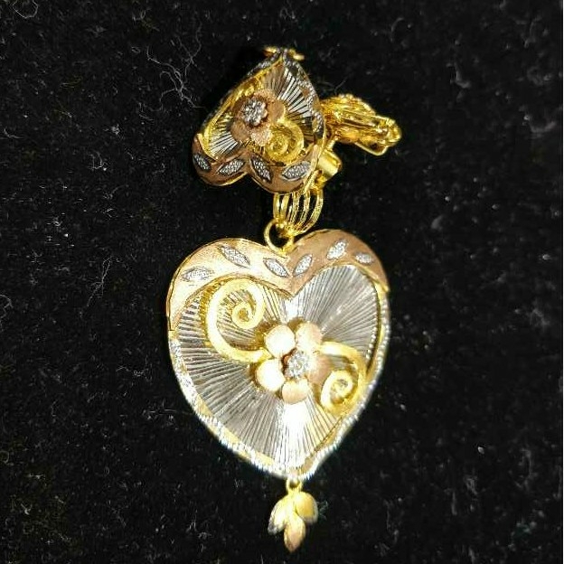 22KT Gold Pendant Set
