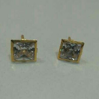 18KT Ladies Pendant Set