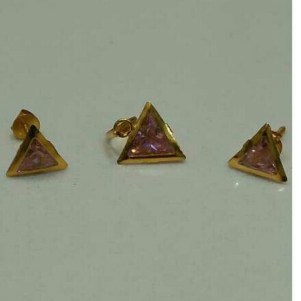 18KT Ladies Pendant Set